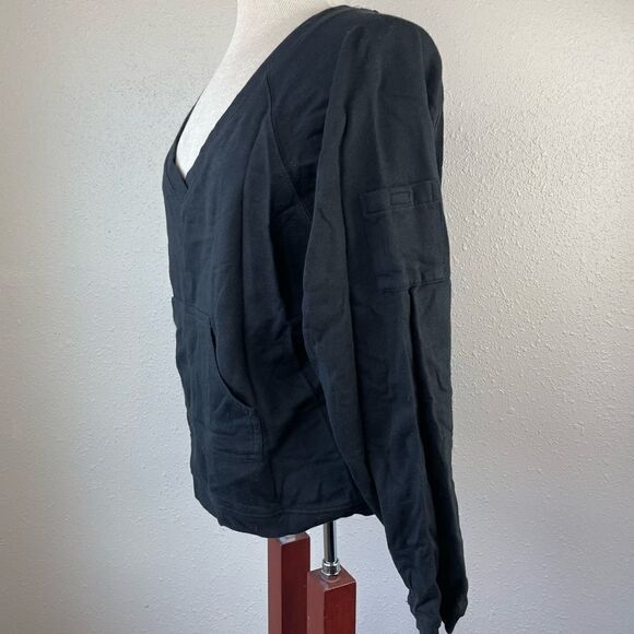 Kathryn V-Neck Top Size M EUC - Picture 2 of 6